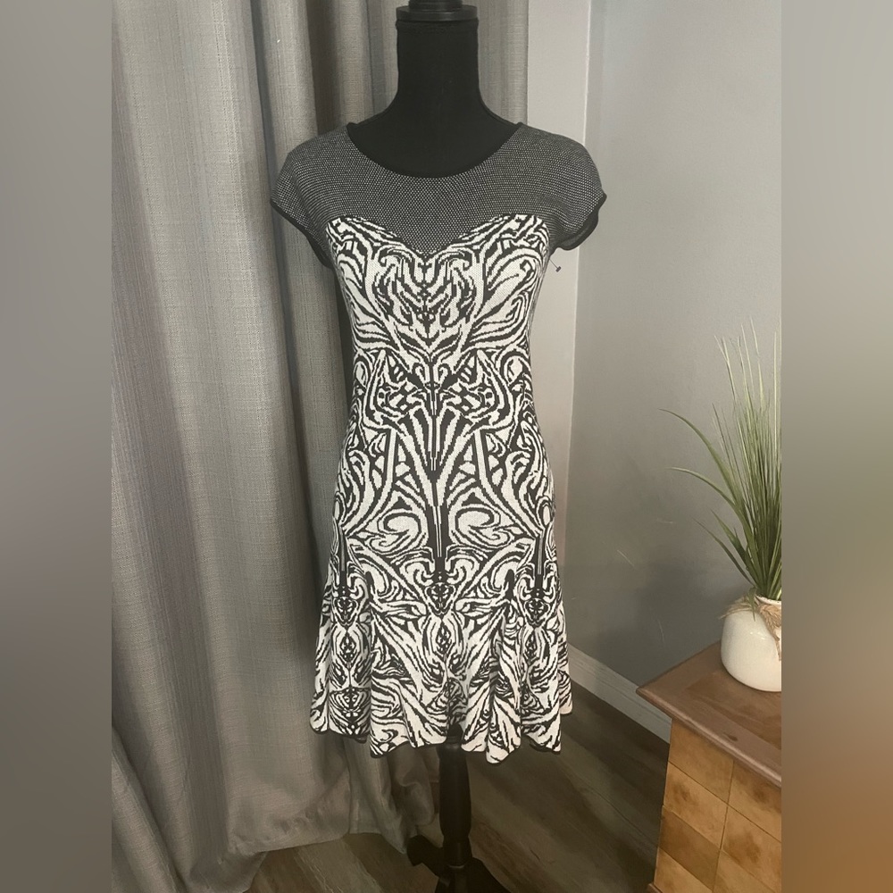 Knit Dress Size M (Max Studio) Make an offer!